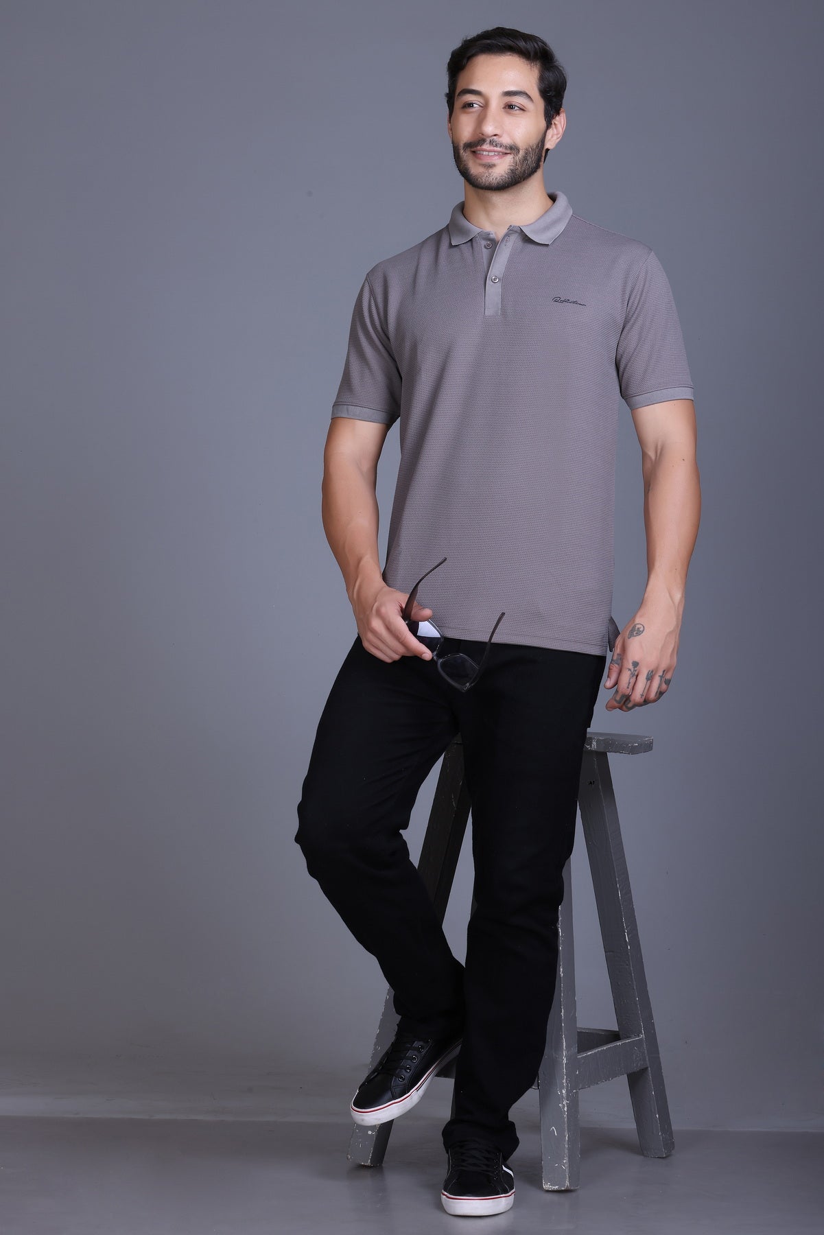 Men's Sand Collar T-Shirt