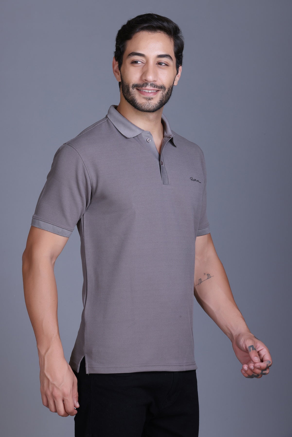 Men's Sand Collar T-Shirt