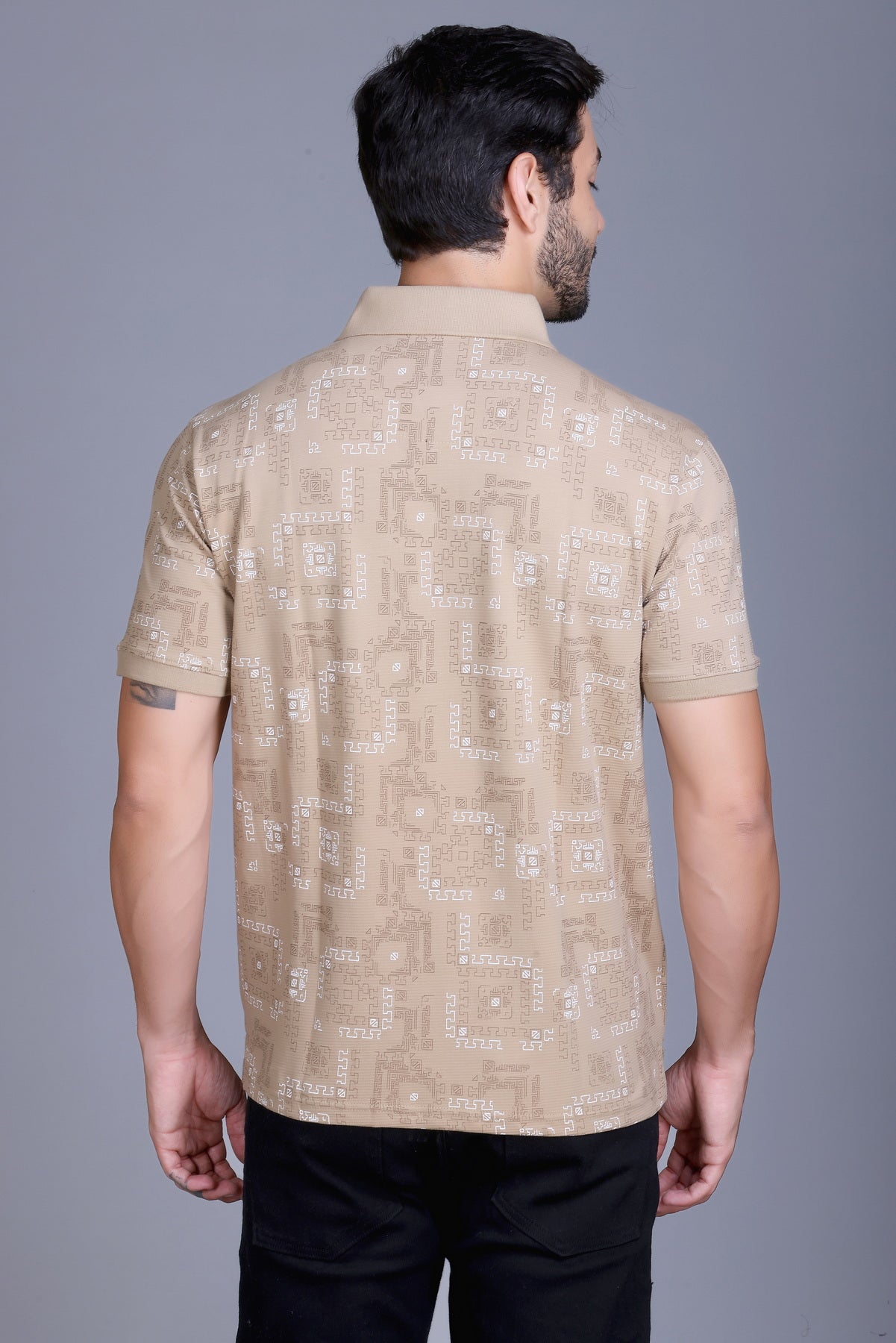 Men's Camel Collar T-Shirt
