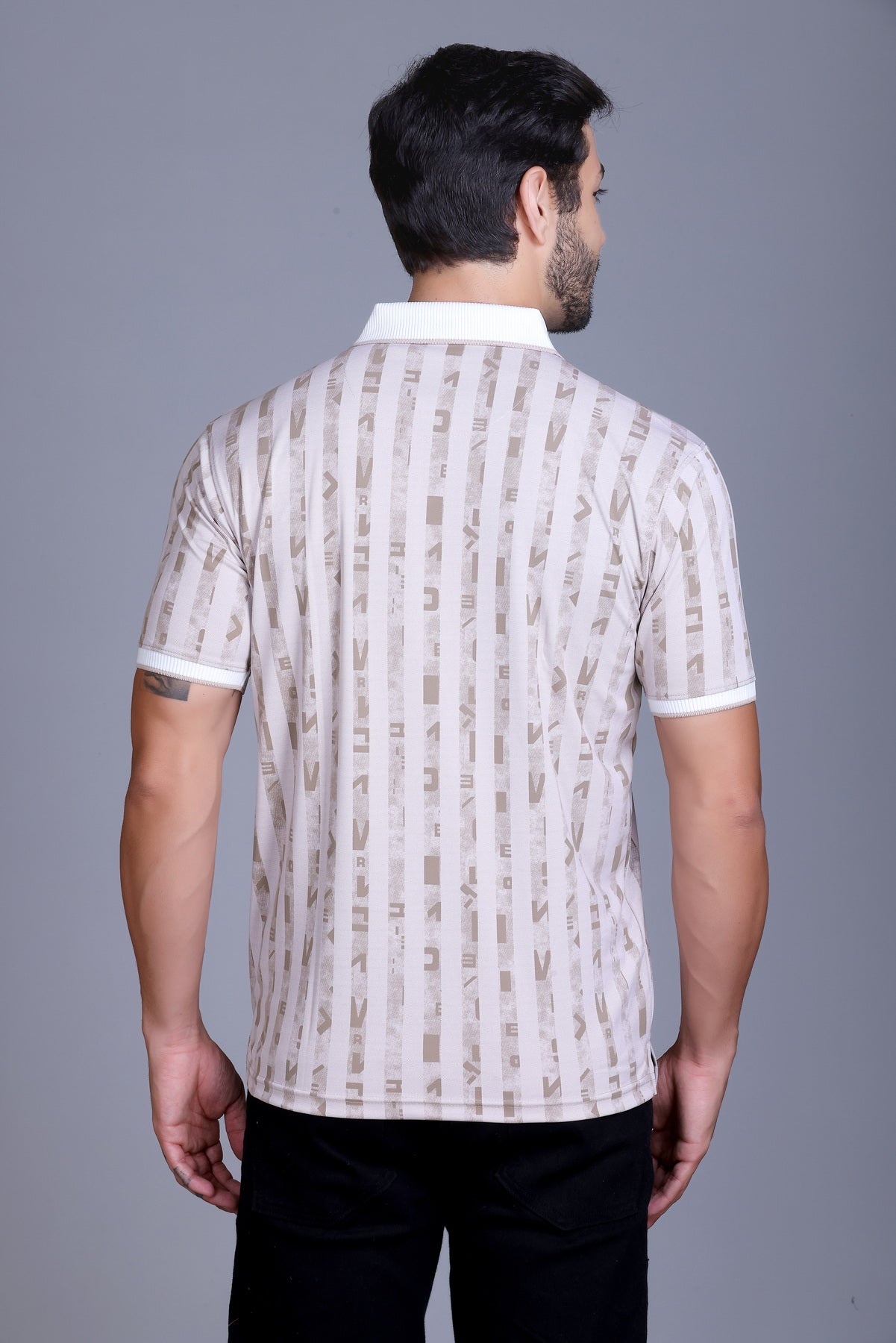 Men's Camel Collar T-Shirt