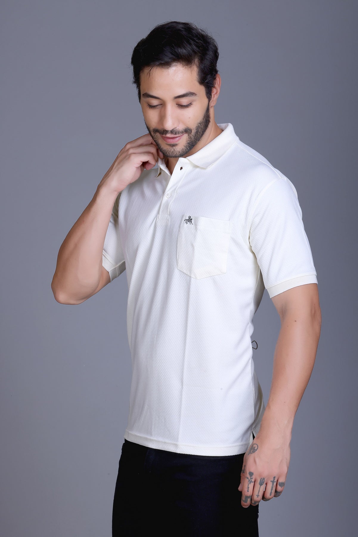 Men's Cream Collar T-Shirt