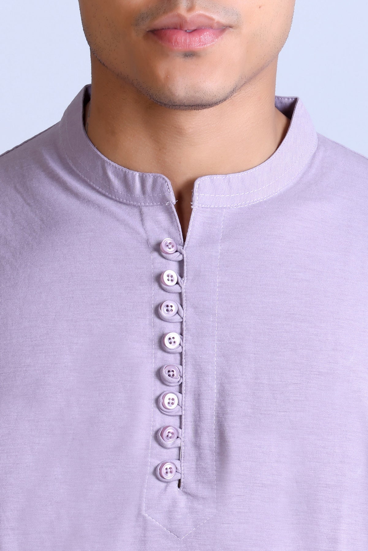 Men's Purple Solid Round Neck Sweatshirt
