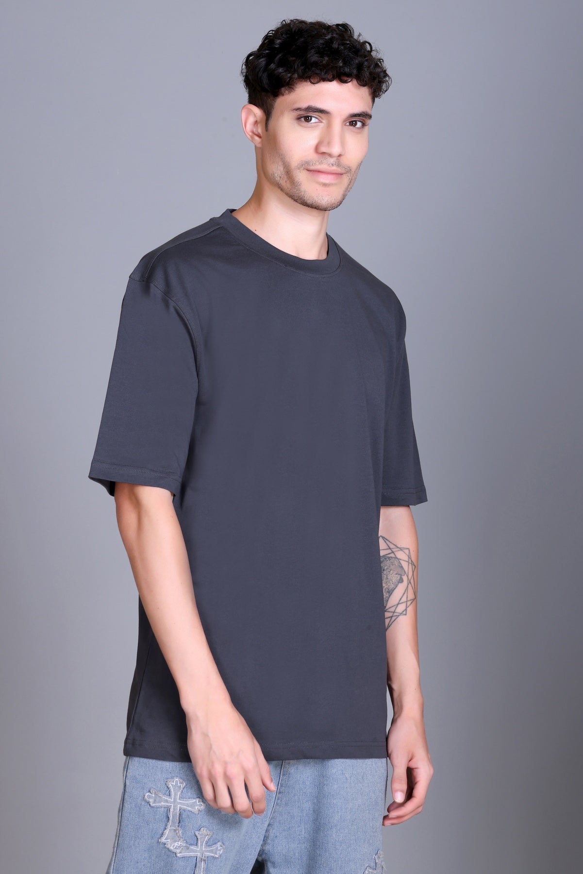 Men's Dark Grey Oversize Round Neck T-Shirt