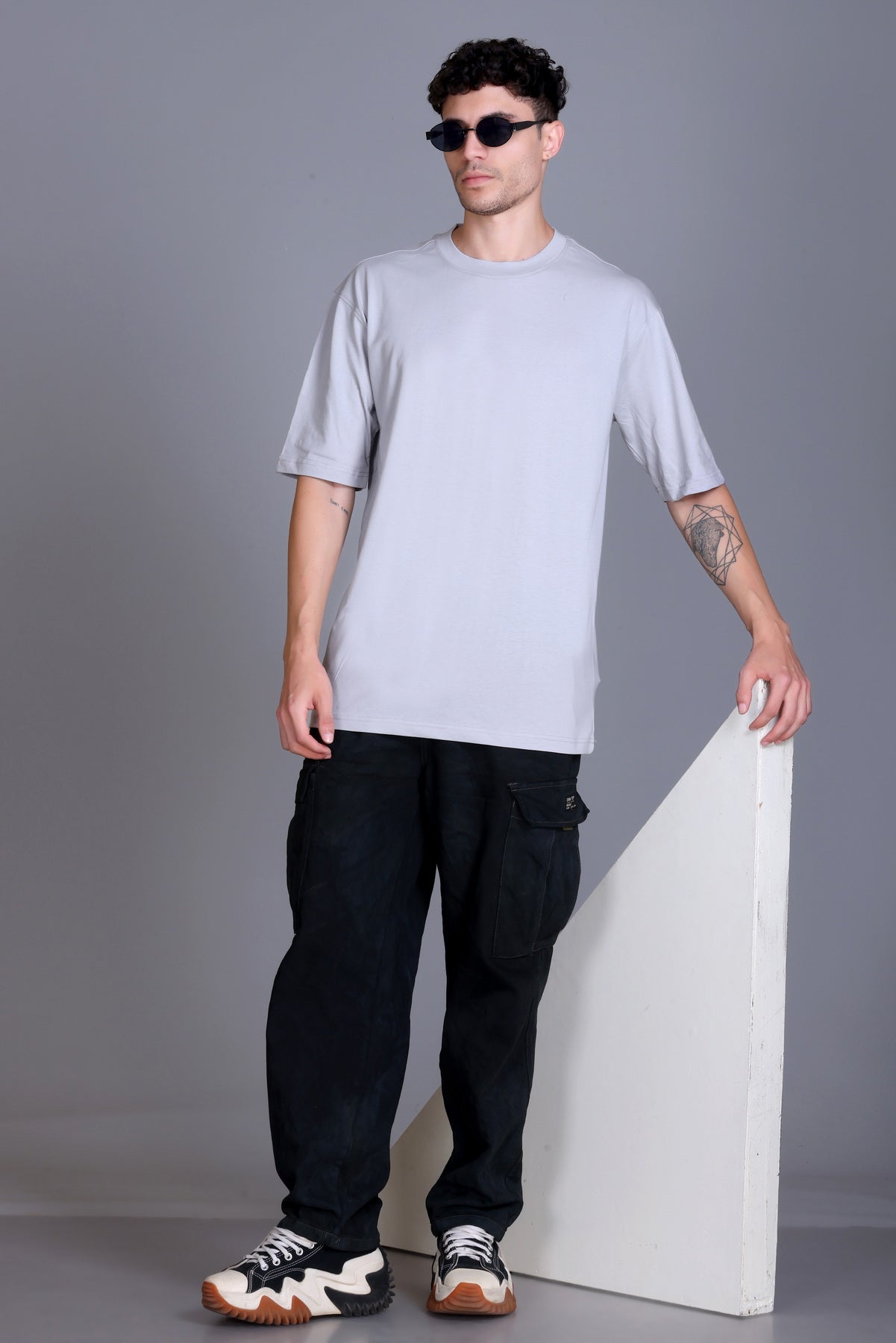 Men's Light Grey Oversize Round Neck T-Shirt