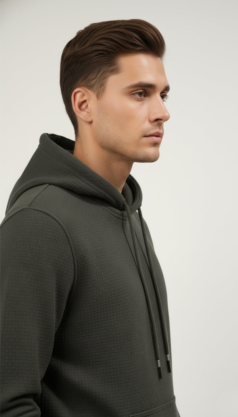 Parcel Yard Men Solid Regular Fit Hoodie