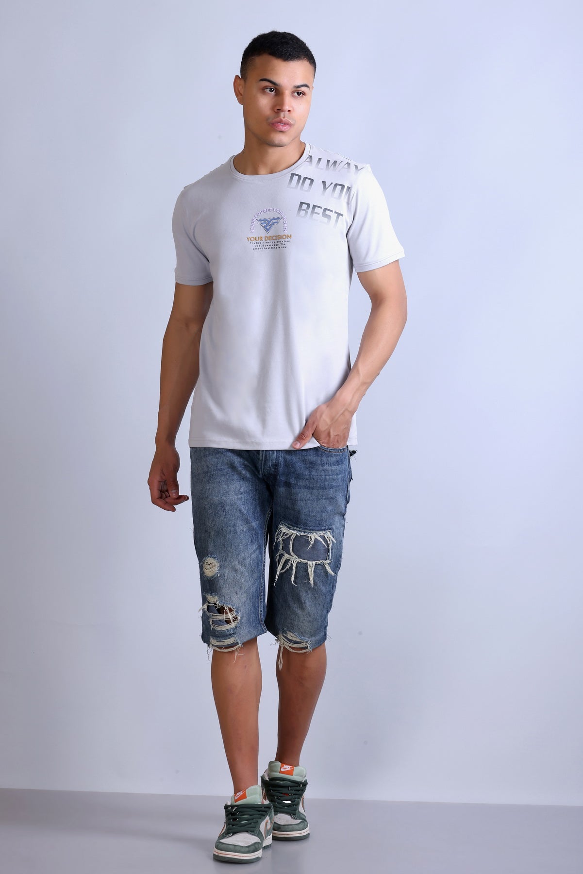 Men's White Printed Round Neck T-Shirt