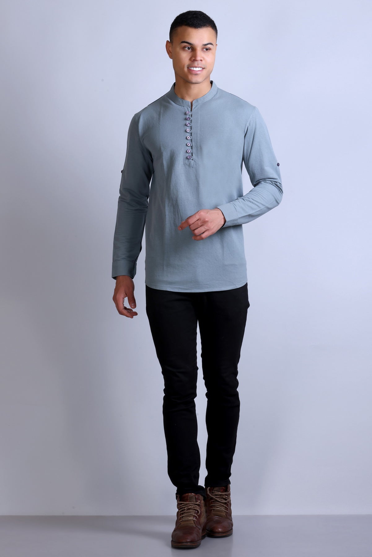 Men's Grey Solid Round Neck Sweatshirt