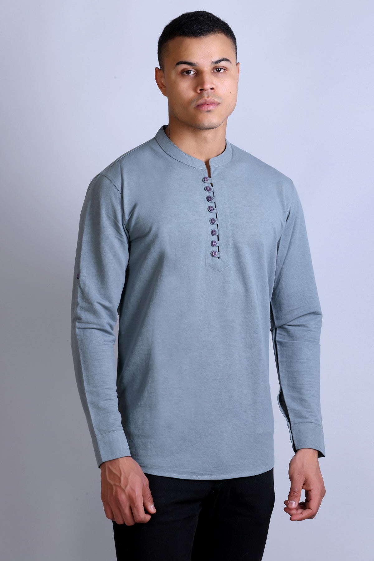 Men's Grey Solid Round Neck Sweatshirt