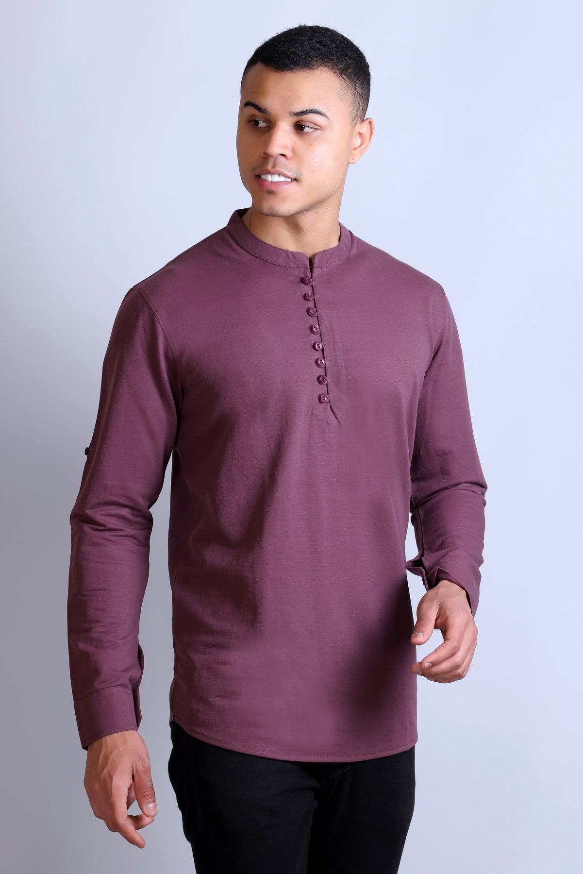 Men's Maroon Solid Round Neck Sweatshirt