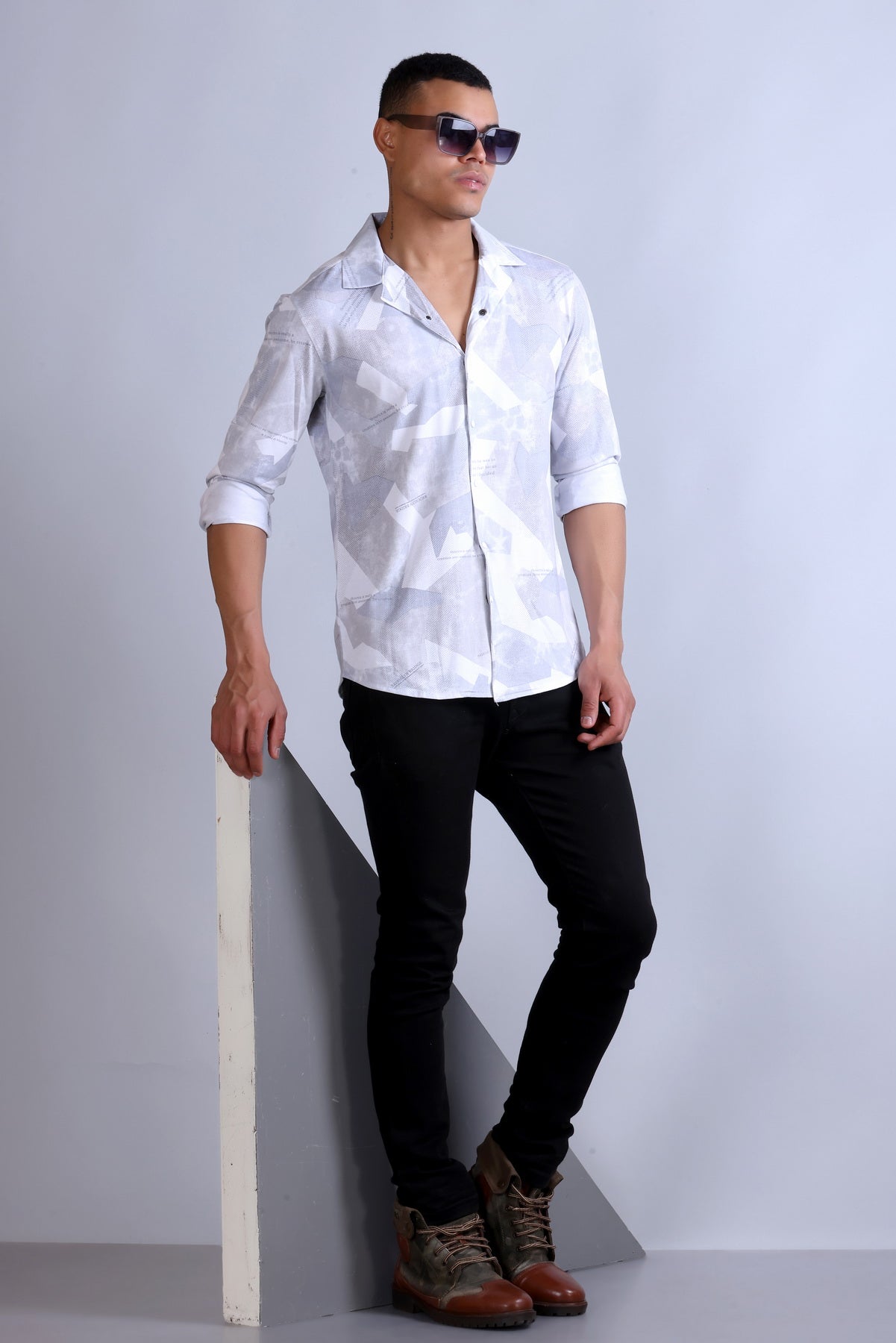 Men's Grey White Printed Shirt