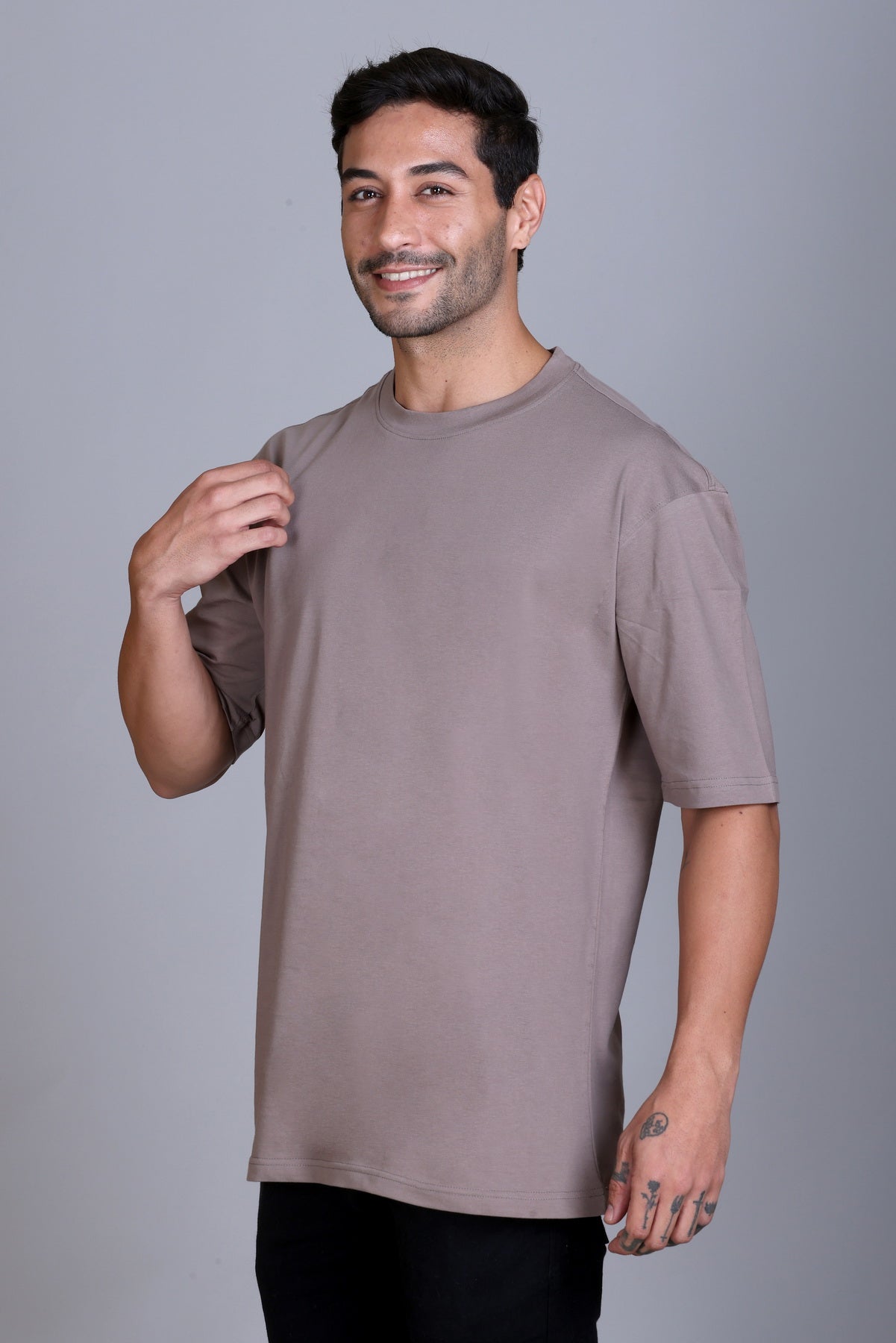 Men's Cottonblend Oversized Half Sleeve Round Neck Regular Fit T-Shirt Half Sleeve Drop Shoulder Printed Tshirt
