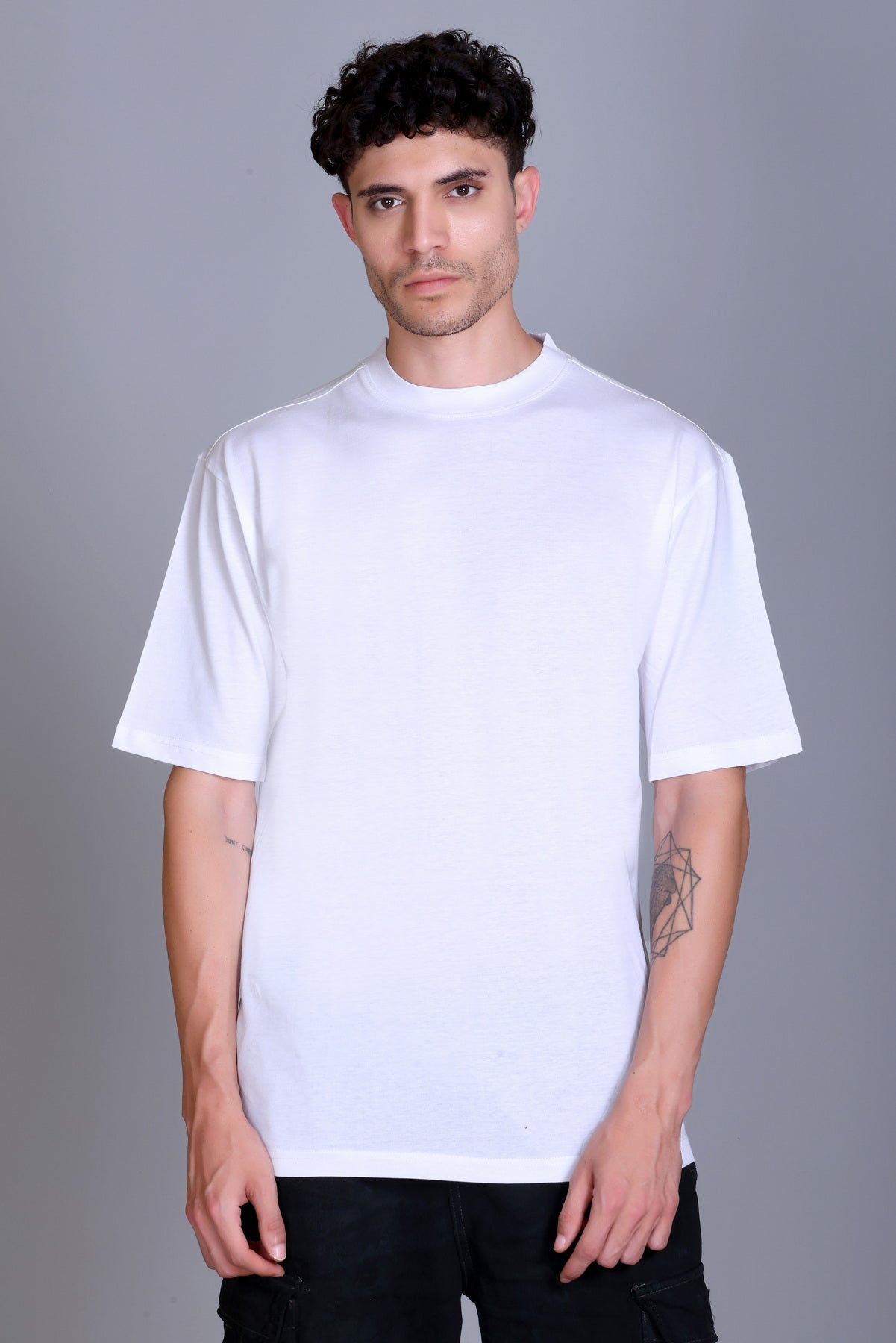 Men's Cottonblend Oversized Half Sleeve Round Neck Regular Fit T-Shirt Half Sleeve Drop Shoulder Printed Tshirt