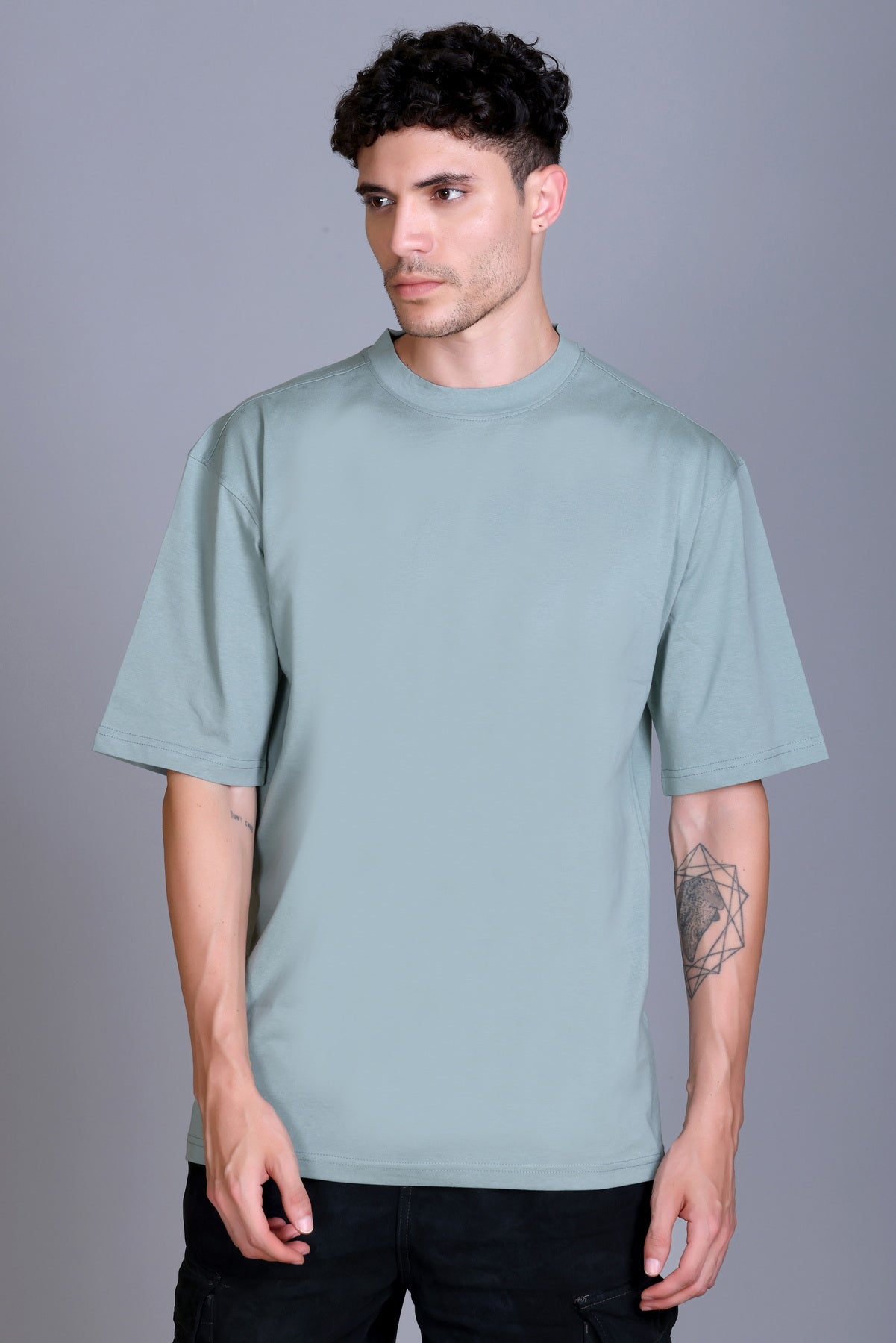 Men's Cottonblend Oversized Half Sleeve Round Neck Regular Fit T-Shirt Half Sleeve Drop Shoulder Printed Tshirt