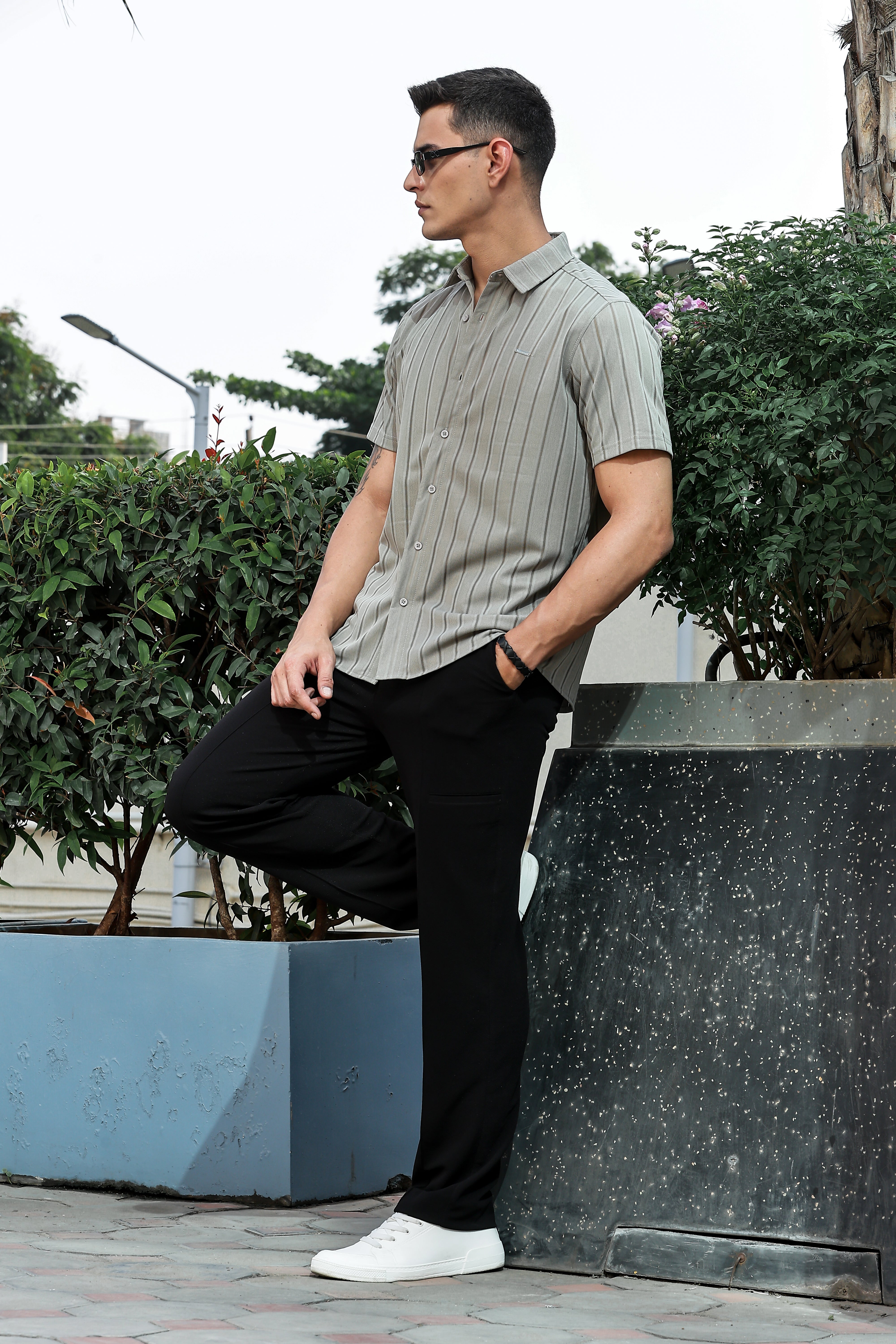 Men's Grey Self Design Shirt With Collar